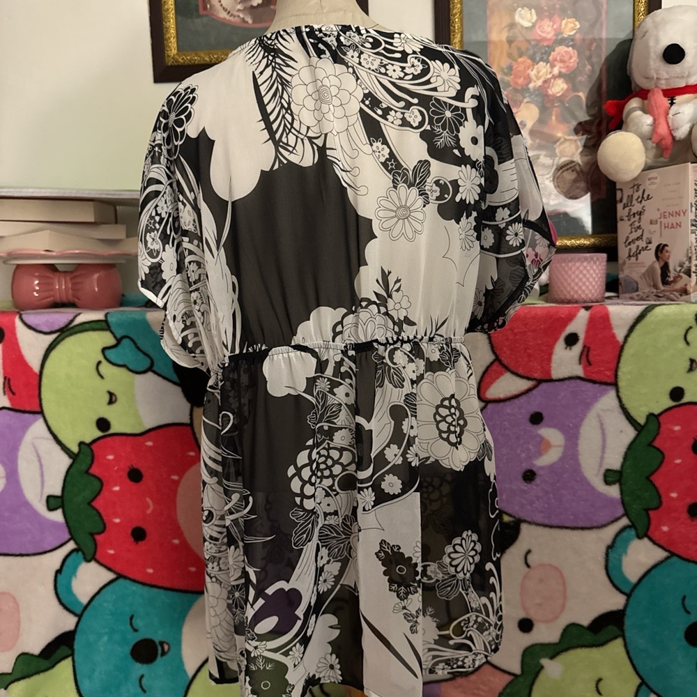 AB studio blouse - Picture 4 of 5